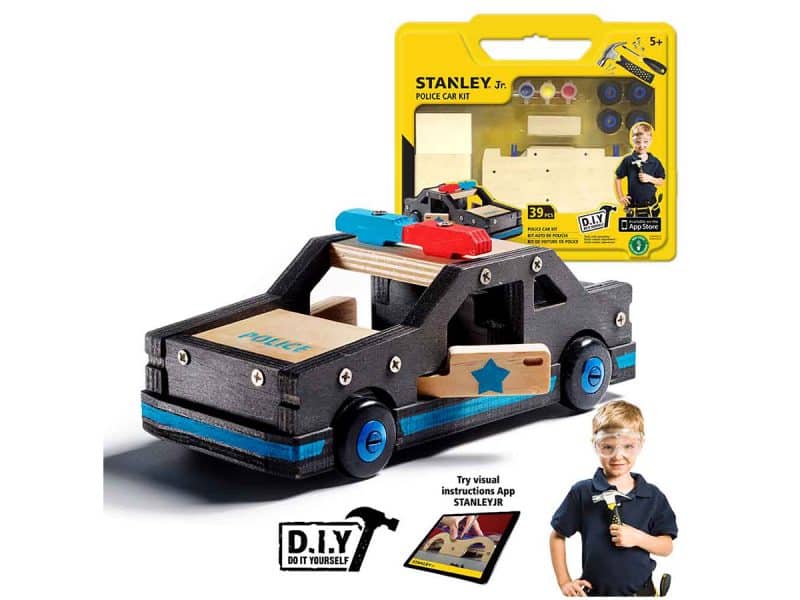 Voiture de police à construire