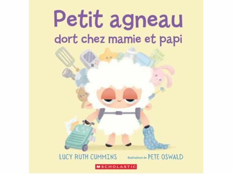 Petit agneau dort chez mamie et papi